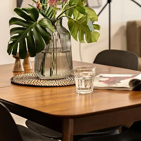 Z Jacuzzi & Sauna Chillout Lägenhet *