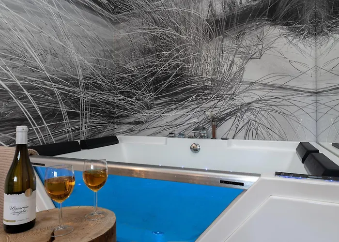 Z Jacuzzi & Sauna Chillout 아파트