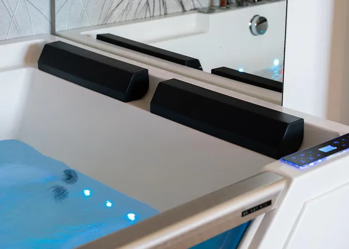 Z Jacuzzi & Sauna Chillout Kołobrzeg